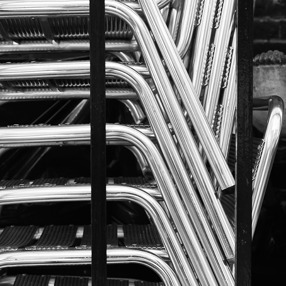 02-01-2016_chair_legs